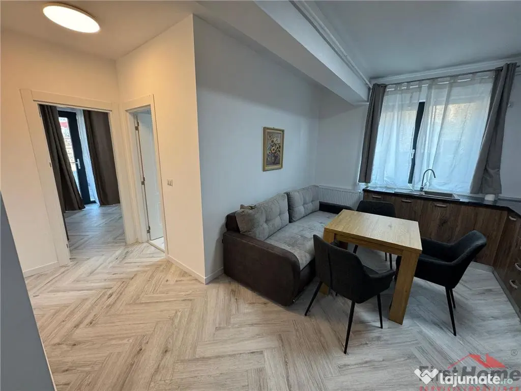 Ap 2 cam,parter,parcare, bloc nou, Scoala 2 - Piata Moldovei 