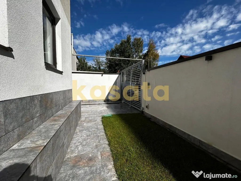 Apartament 105mp utili | curte 126mp și parcare inclusă... 