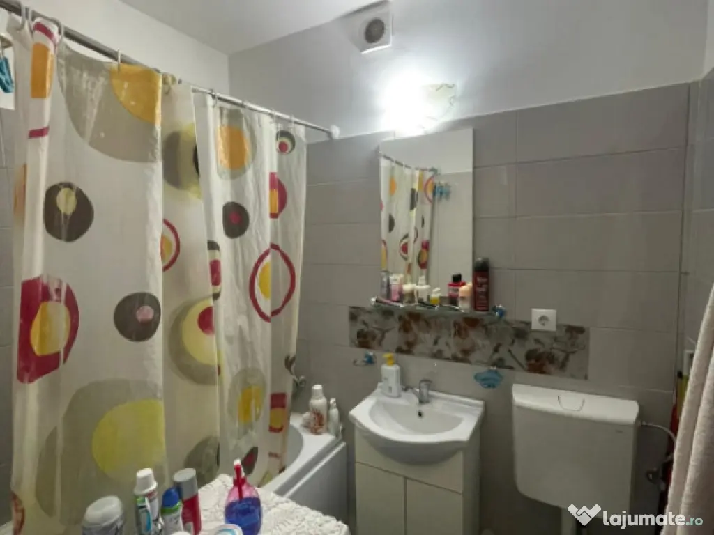 Garsoniera pe două nivele, 38 mp, zona Tepes