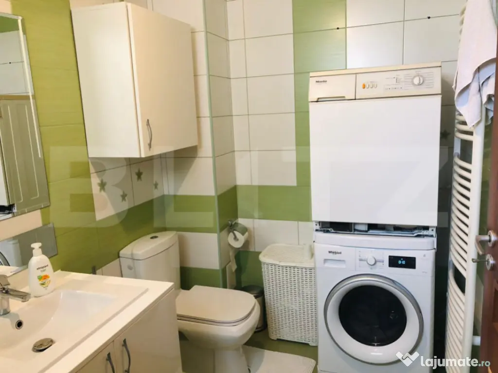 Apartament cu 3 camere,68 mp ,cu parcare ,in zona Tineretulu
