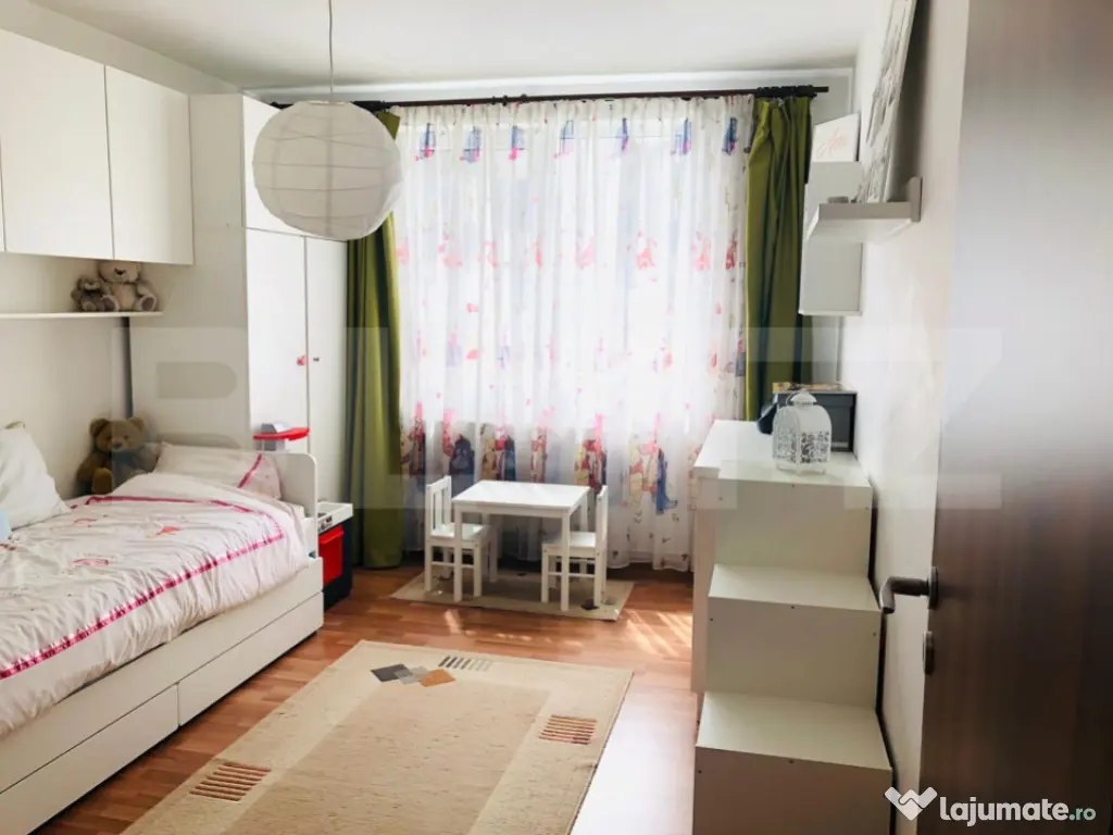 Apartament cu 3 camere,68 mp ,cu parcare ,in zona Tineretulu
