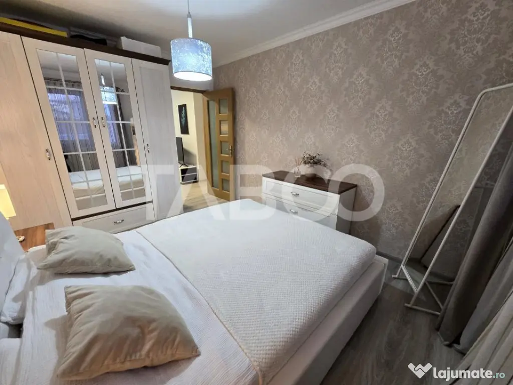 Apartament 3 camere de vanzare decomandat mobilat utilat Til