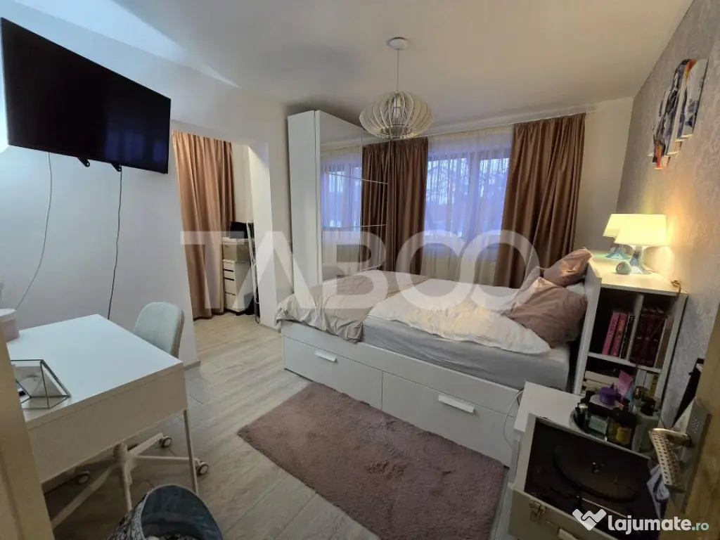 Apartament 3 camere de vanzare decomandat mobilat utilat Til