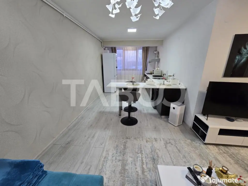 Apartament 3 camere de vanzare decomandat mobilat utilat Til