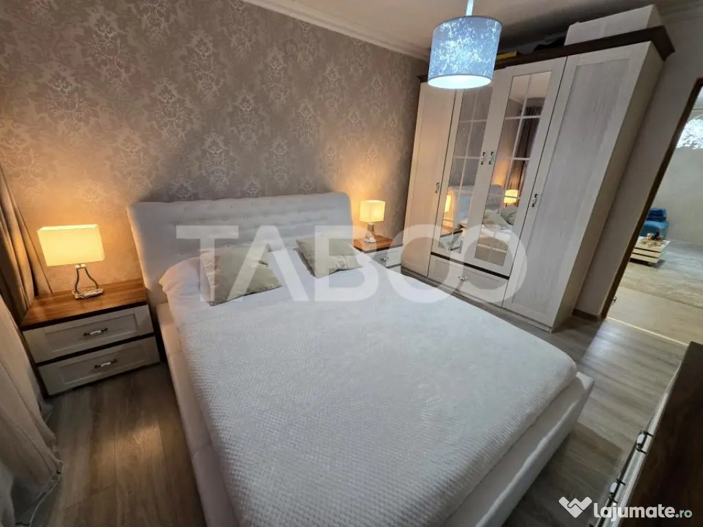 Apartament 3 camere de vanzare decomandat mobilat utilat Til