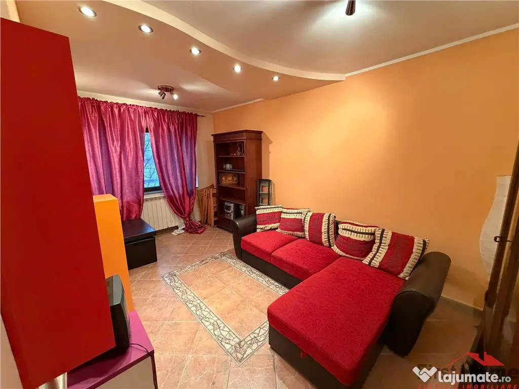 Apartament 3 camere, 54mp utili , etaj 3 , zona Centrala - P