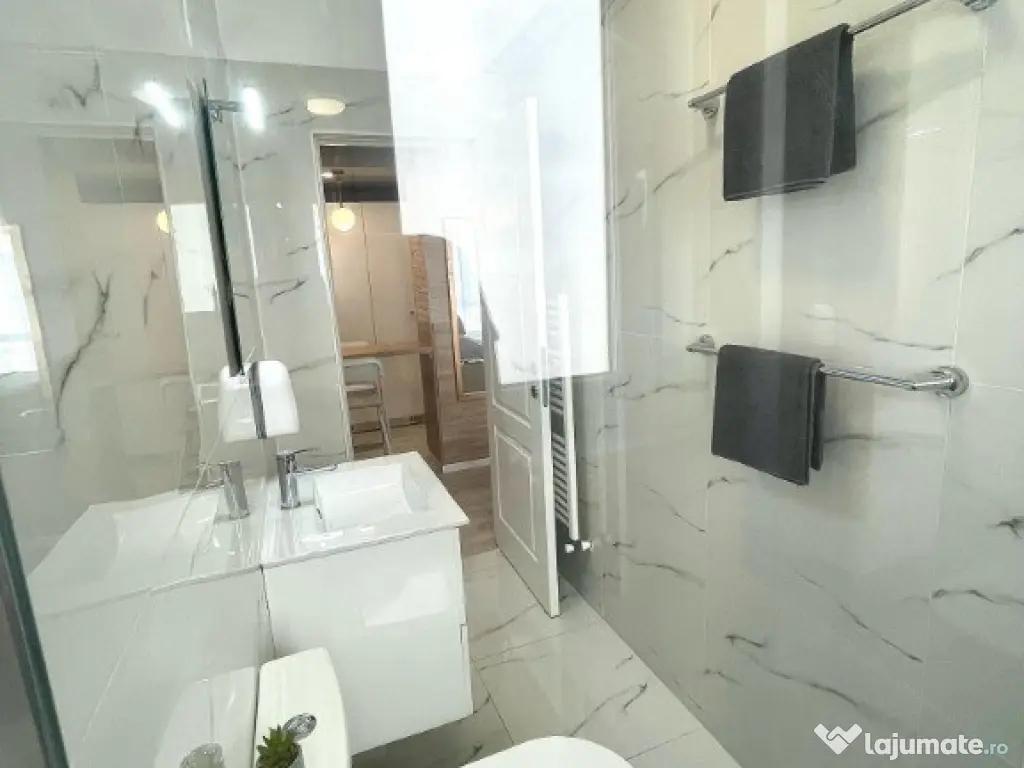 Apartament lux-1 camera cartier Europa