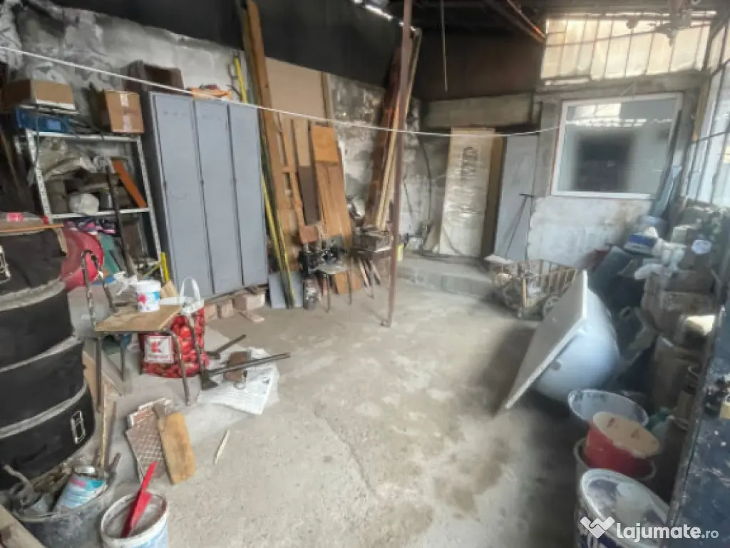 ???? Casă la curte P+M – Sector 5 