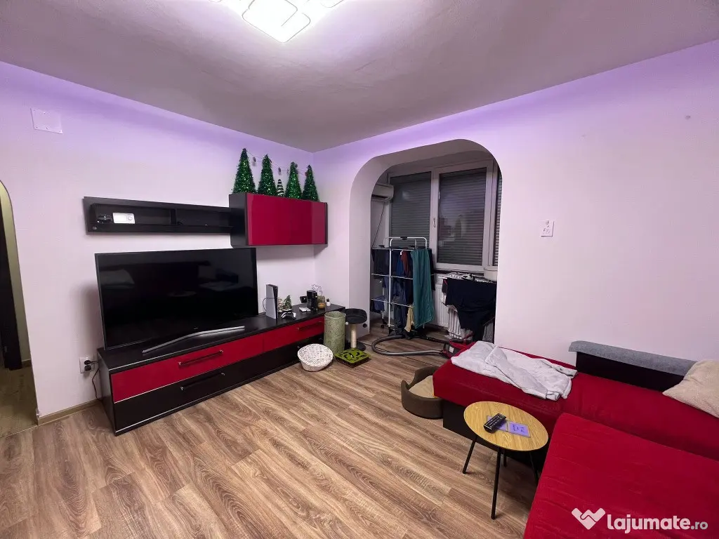 Apartamnet 2 camere, zona Ultracentral 