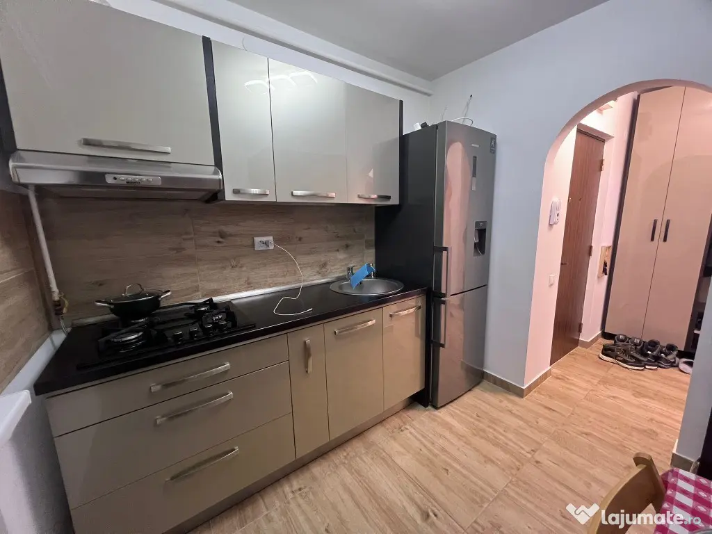 Apartamnet 2 camere, zona Ultracentral 