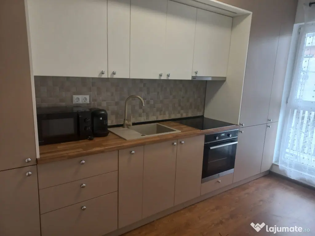 Apartament 2 camere zona Cetatii,decomandat
