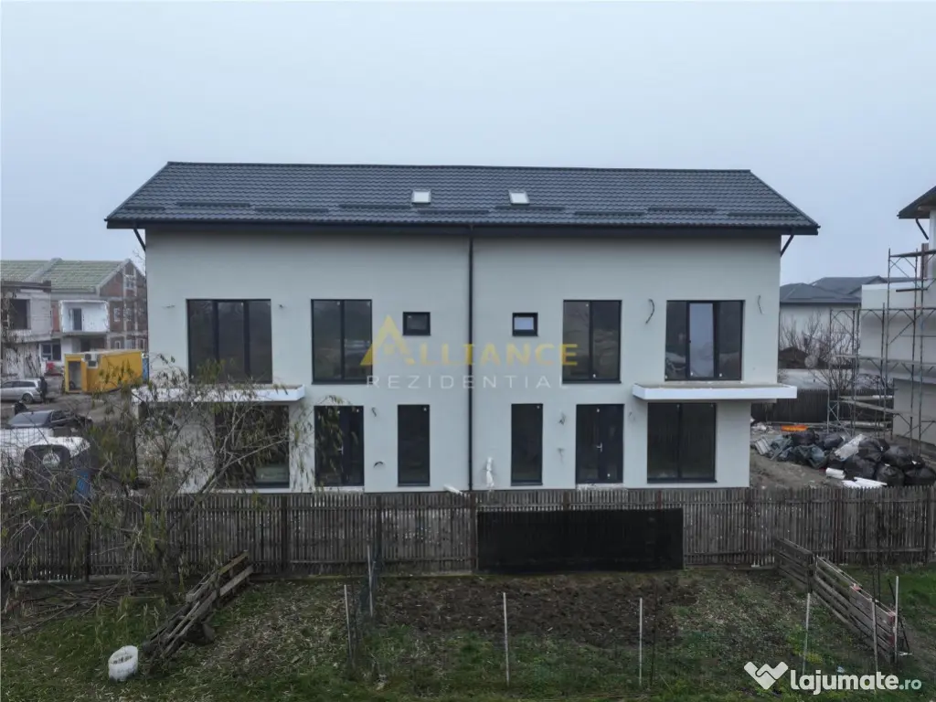 Vila Strada Astrelor/ 5 camere/ 4 bai/ incalzire in pardosea 