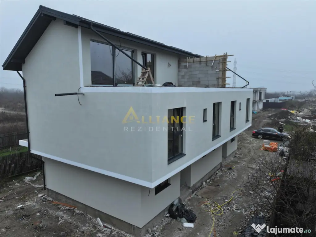 Vila Strada Astrelor/ 5 camere/ 4 bai/ incalzire in pardosea 