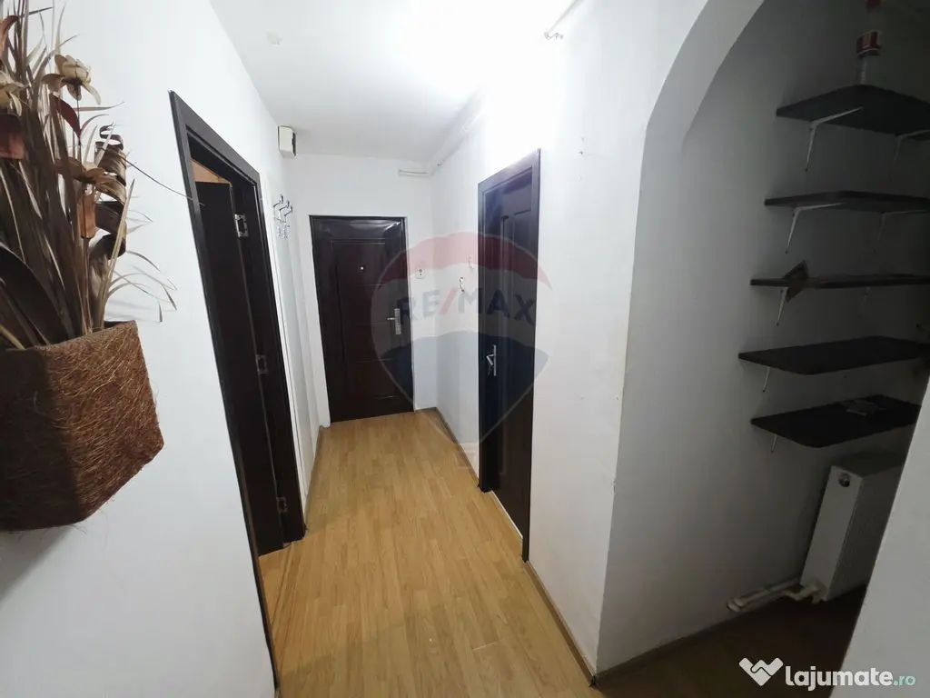 Apartament cu 1 camere de vânzare Zona Carpați, Piatra ...