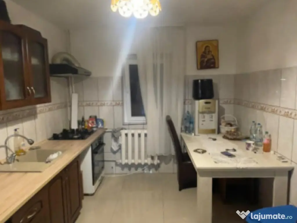 Apartament 4 camere de vânzare în zona Inel I – confort,
