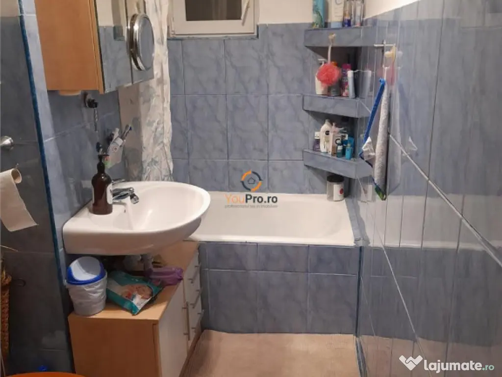 Decomandat cu Centrala Torontalului