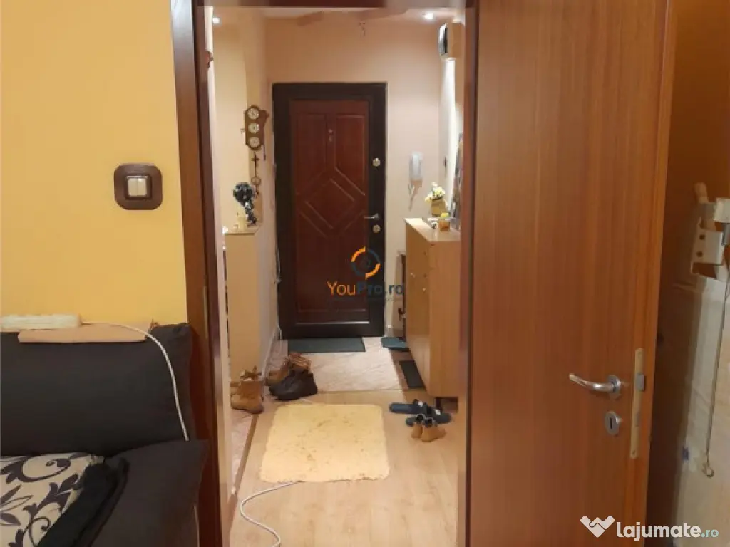 Decomandat cu Centrala Torontalului