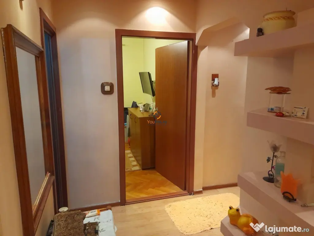 Decomandat cu Centrala Torontalului