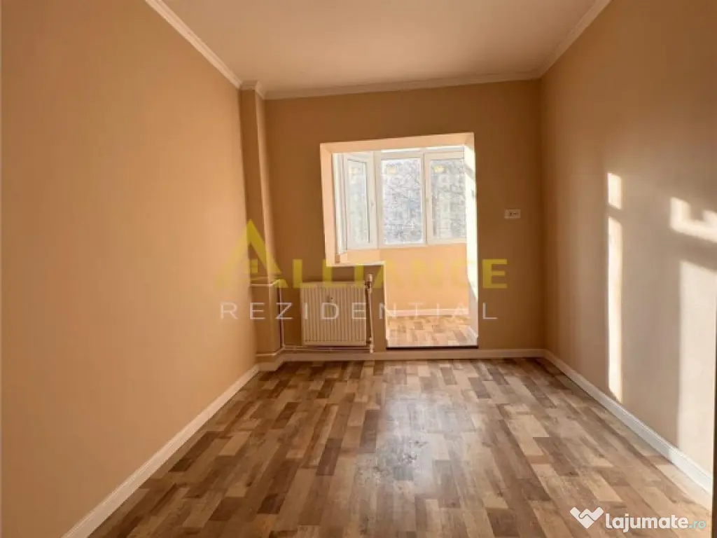 Apartament cu 3 camere, 73 mp, complet renovat - Sos. Bercen 