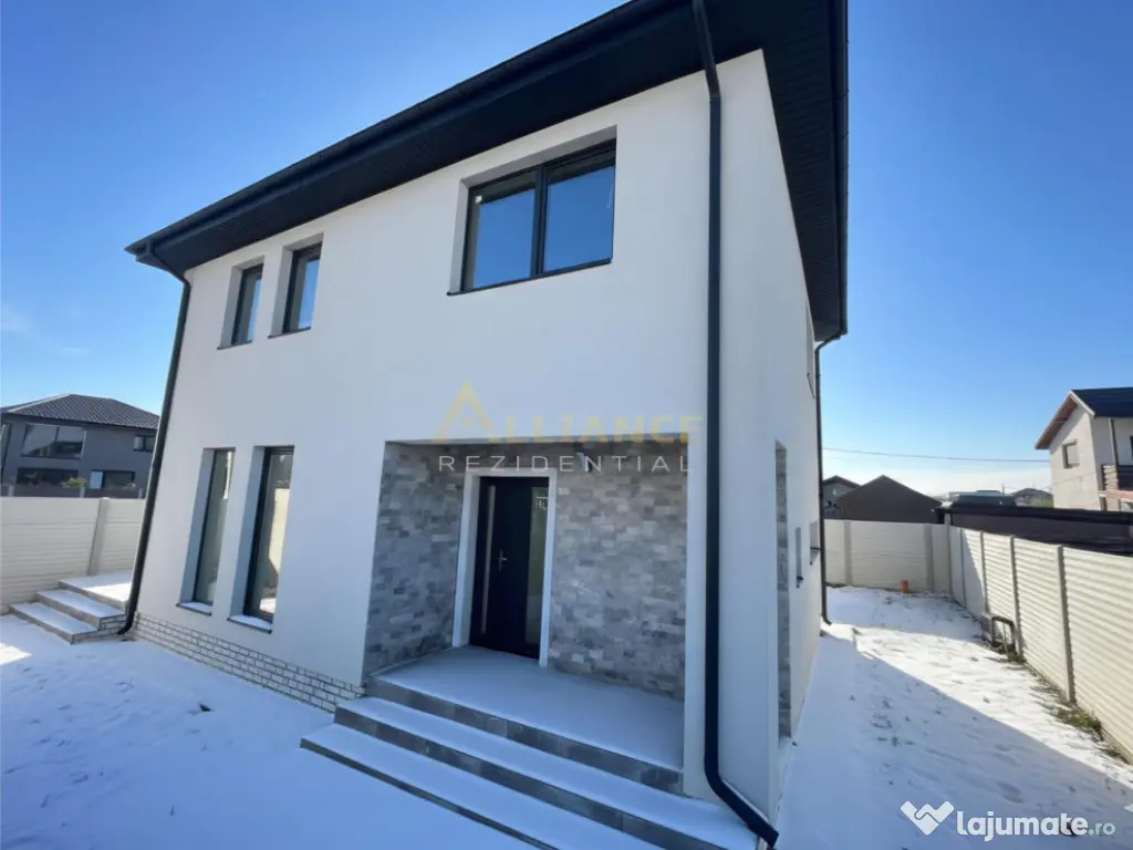 Vila individuala cu 4 camere / 2 bai / Pompa de caldura