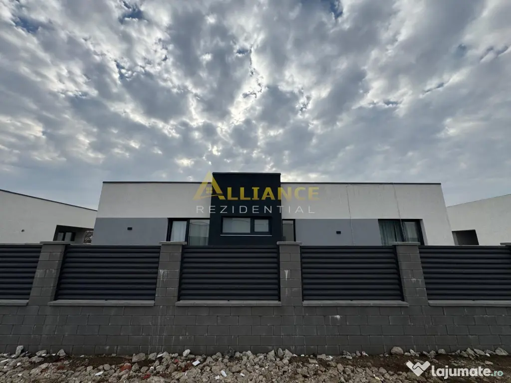 4 camere 2 bai teren 407 mp 