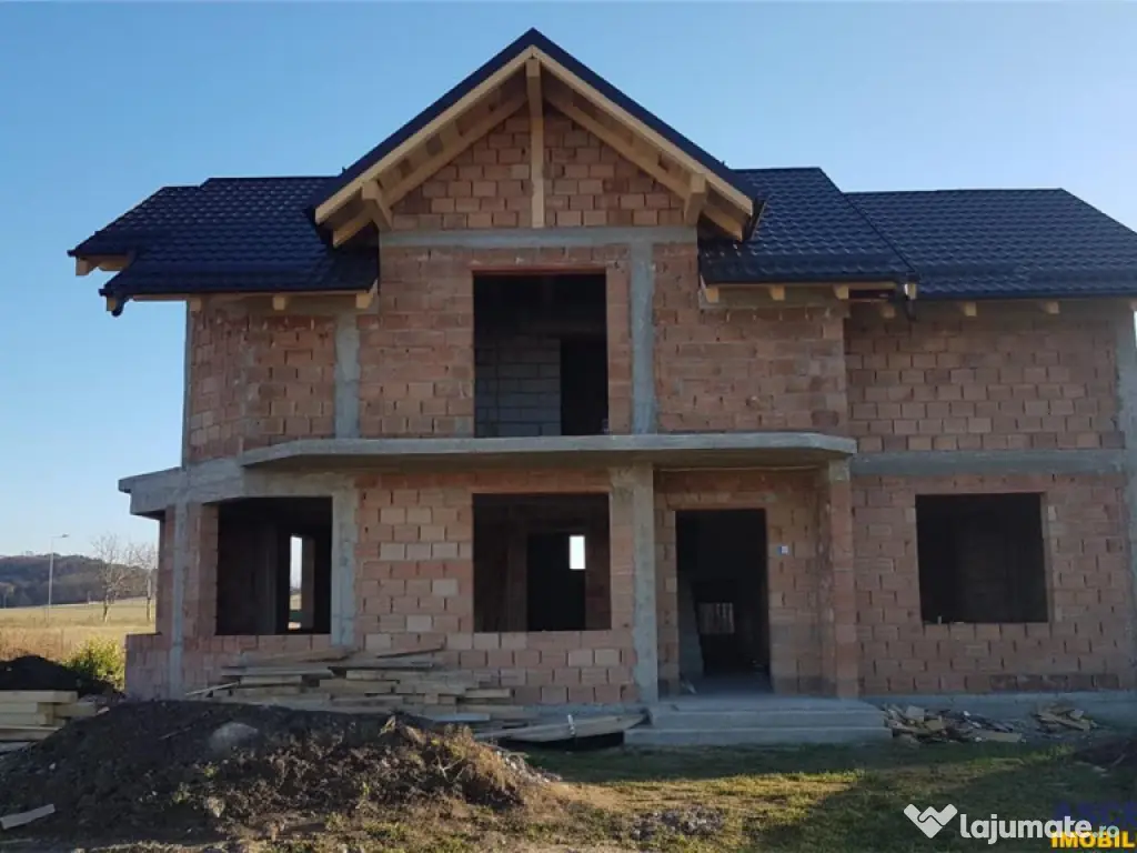 Casa pe 2 nivele ,la 15 minute de Brasov, DJ 112A, finaliz