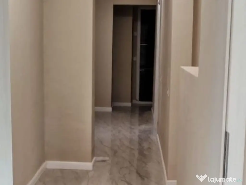 Apartament 3camere- metrou Aparatorii Patriei 