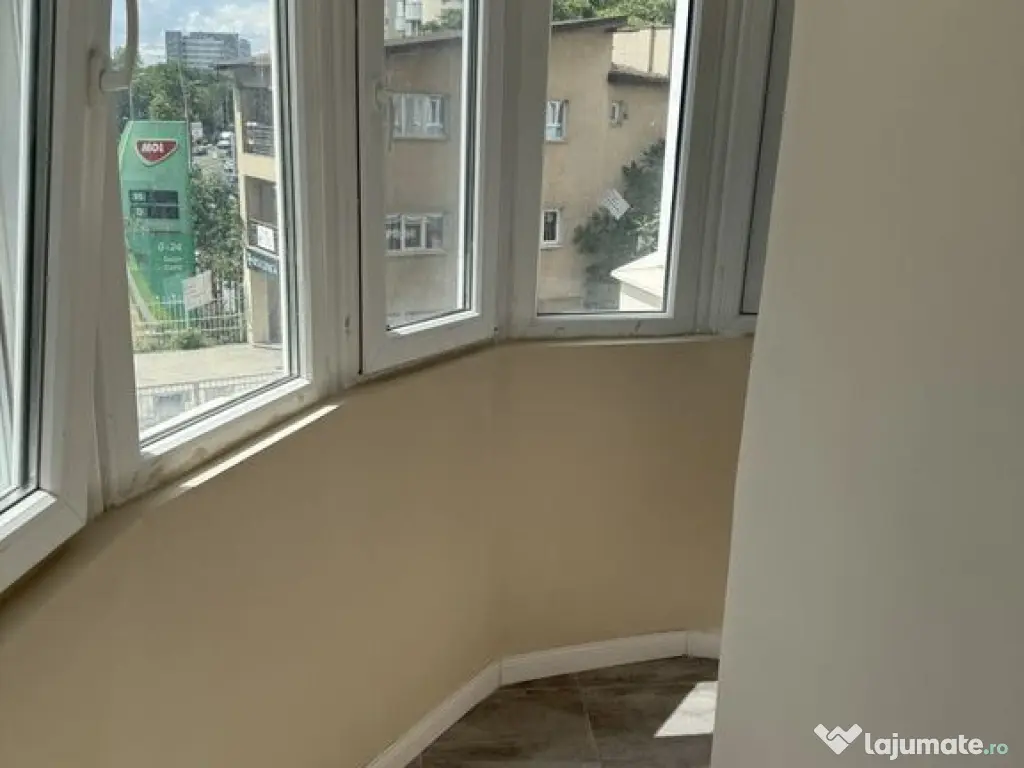 Apartament 3camere- metrou Aparatorii Patriei 