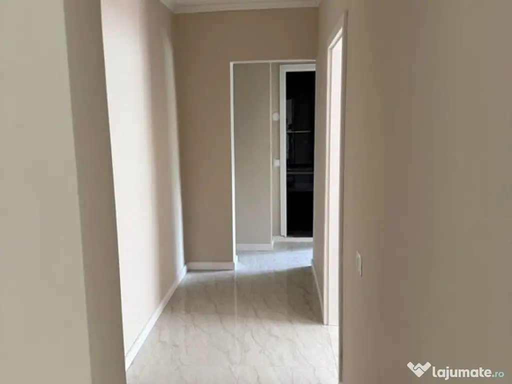Apartament 3camere- metrou Aparatorii Patriei 