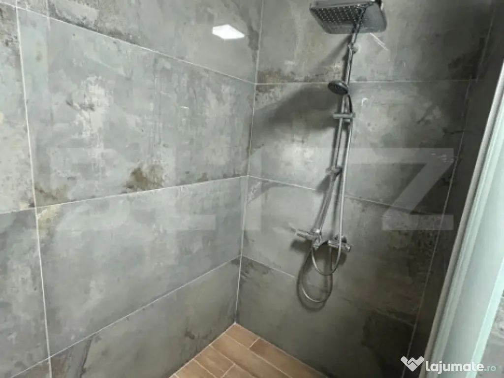 Casă individuală, 196 mp, zona Lipovei 