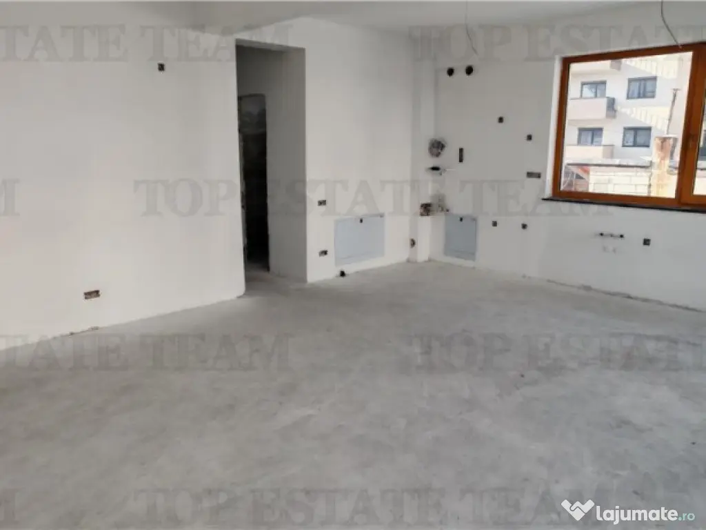 Apartament 3 camere si curte proprie de 141mp, bloc boutique 
