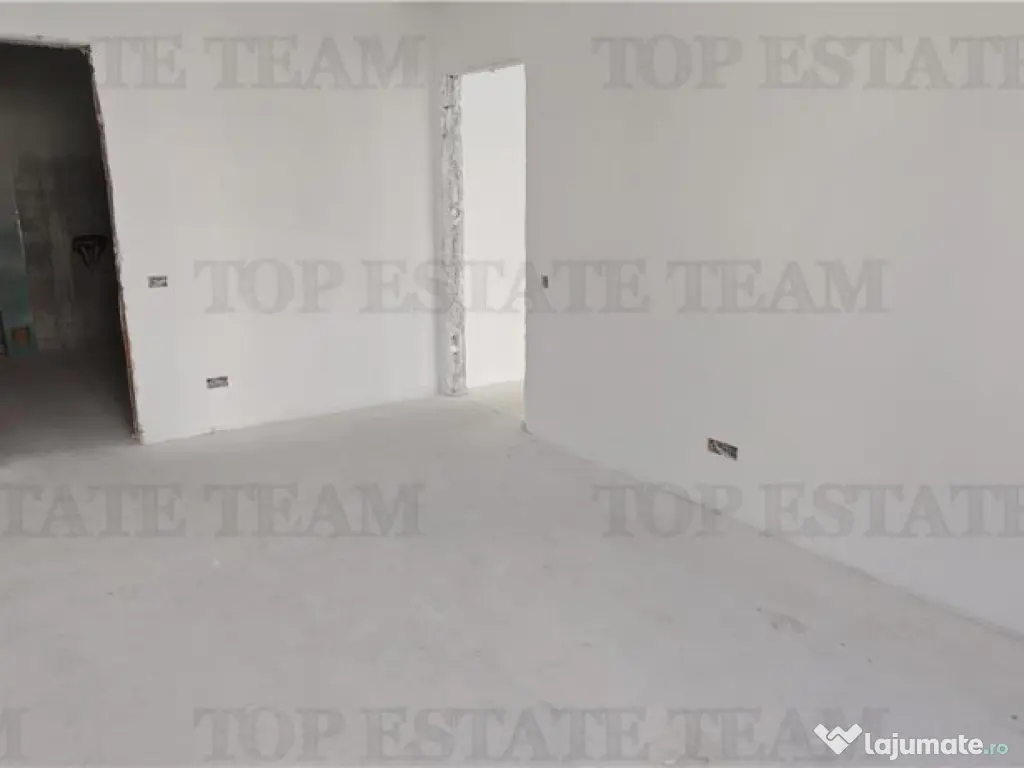 Apartament 3 camere si curte proprie de 141mp, bloc boutique 