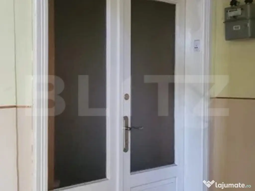 Apartament 3 camere, 72 mp, zona Reghin