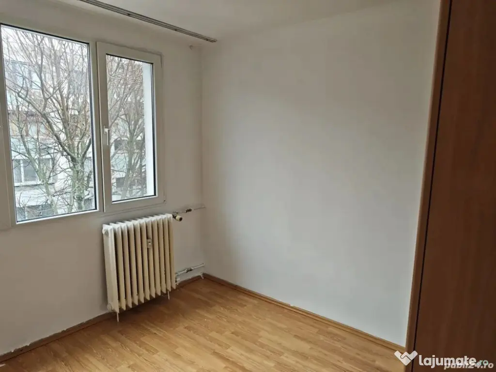 Apartament 3 camere -Aleea Terasei 