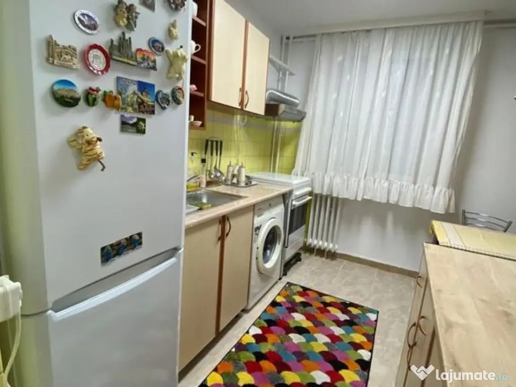 Apartament 3 camere - metrou Raul Doamnei