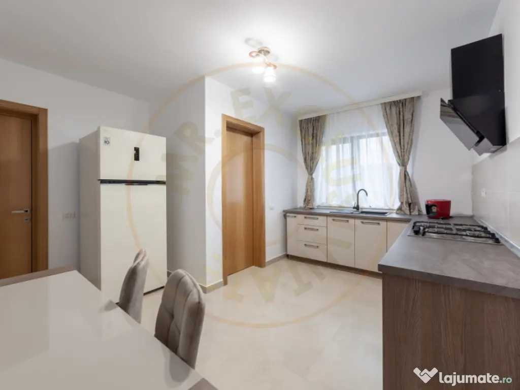 De închiriat Casa modernă nouă în Stefanesti-5 min Pite?