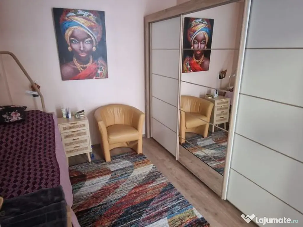 Casă / Vilă cu 5 camere de vânzare în zona Central 