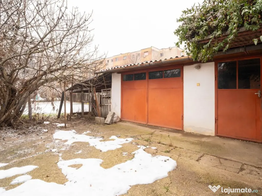 PRET NOU! Apartament la casă, ultracentral– curte prop... 