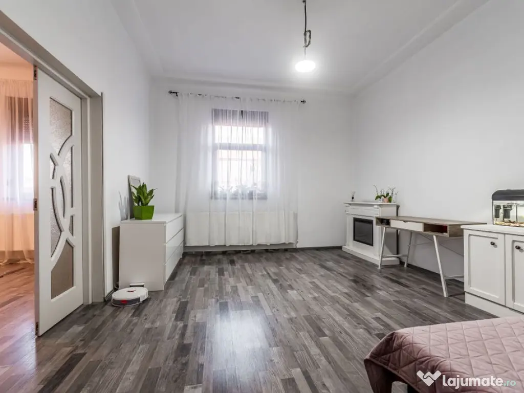 Casa la cheie in Gradiste, zona excelenta, teren 471 mp C... 