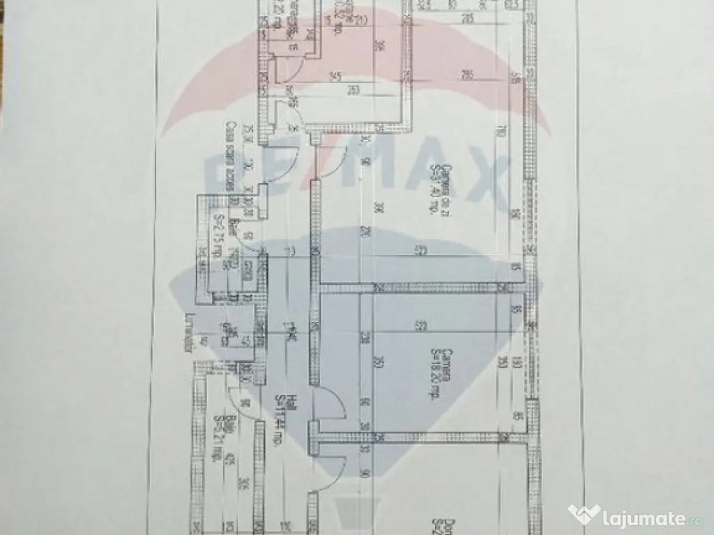Apartament cu 3 camere la curte comuna, in zona Romanilor 