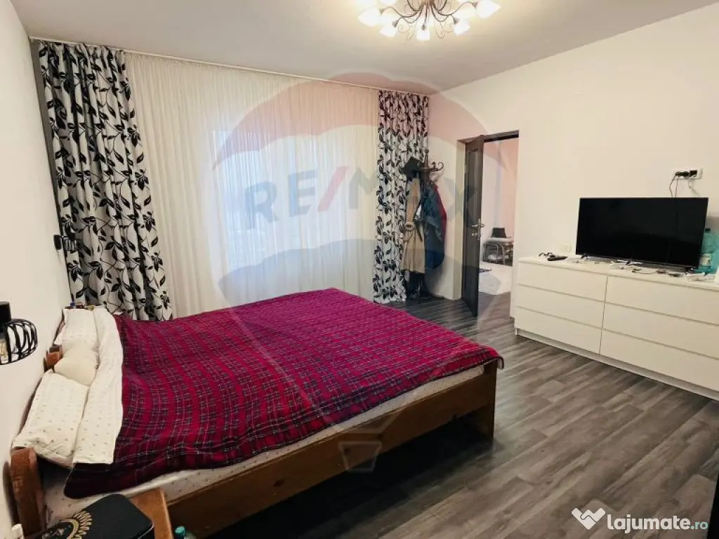 Casă / Vilă cu 4 camere de vânzare 