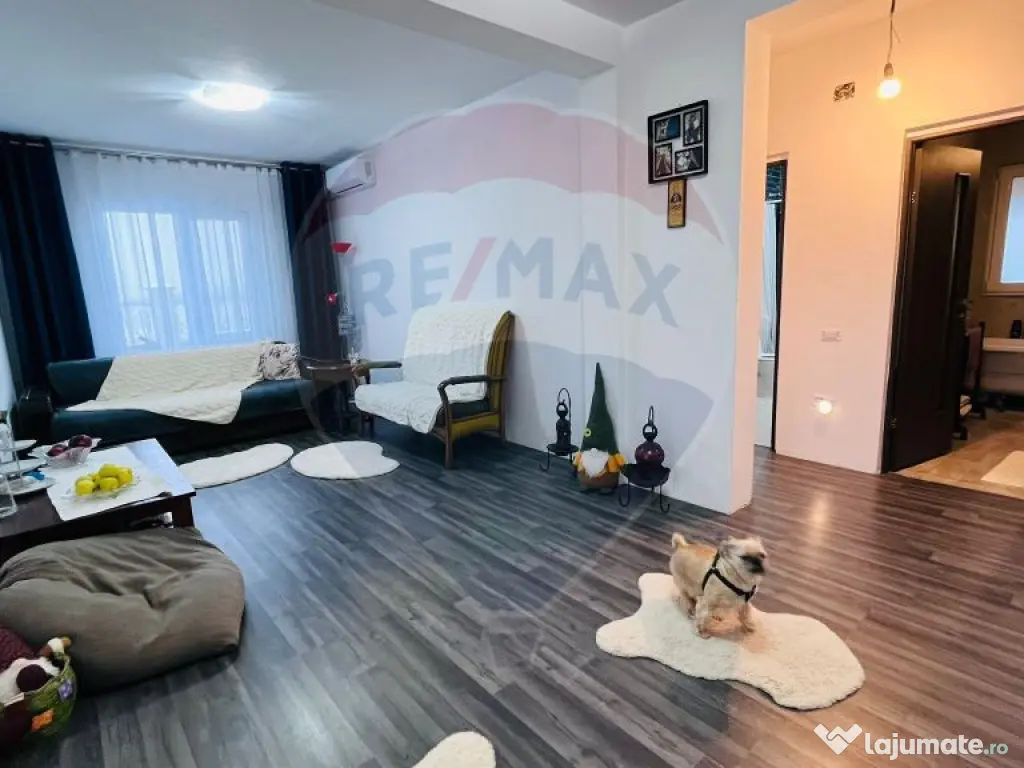 Casă / Vilă cu 4 camere de vânzare 