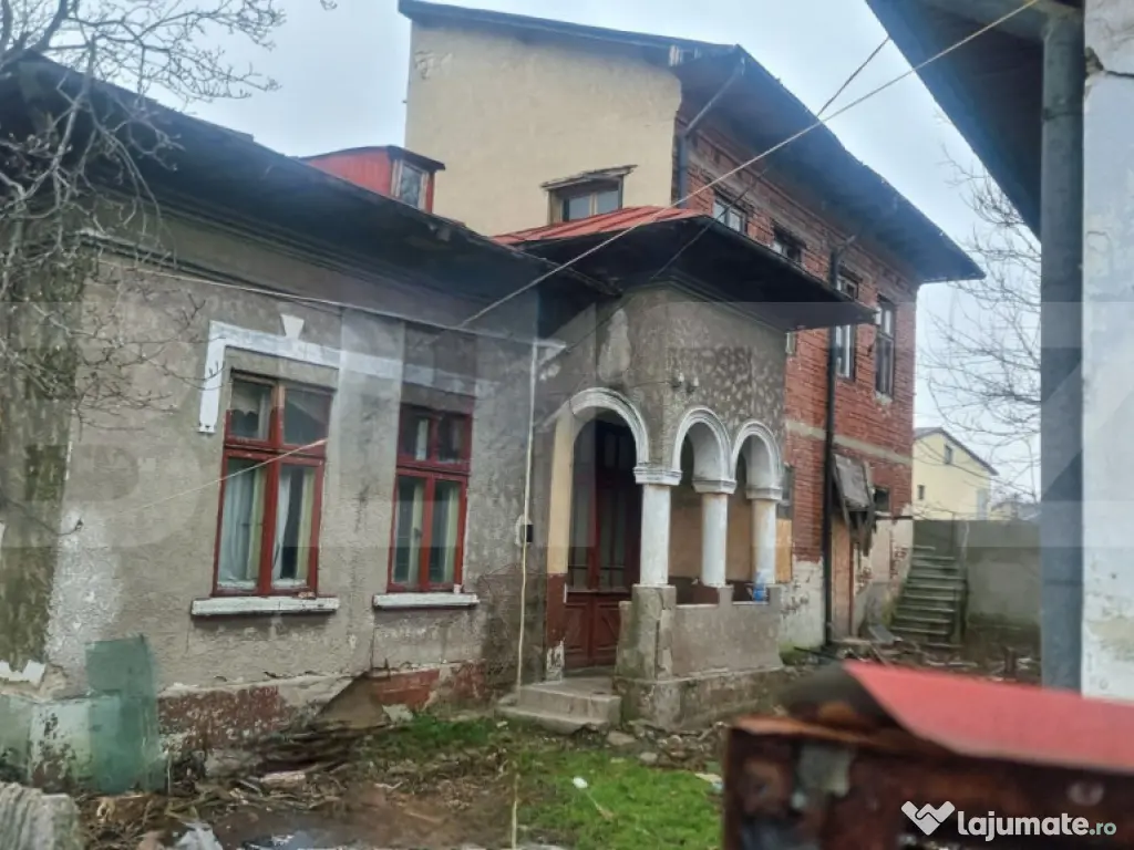 Casa + teren, 124 mp, zona Lupeni - Semicentrala