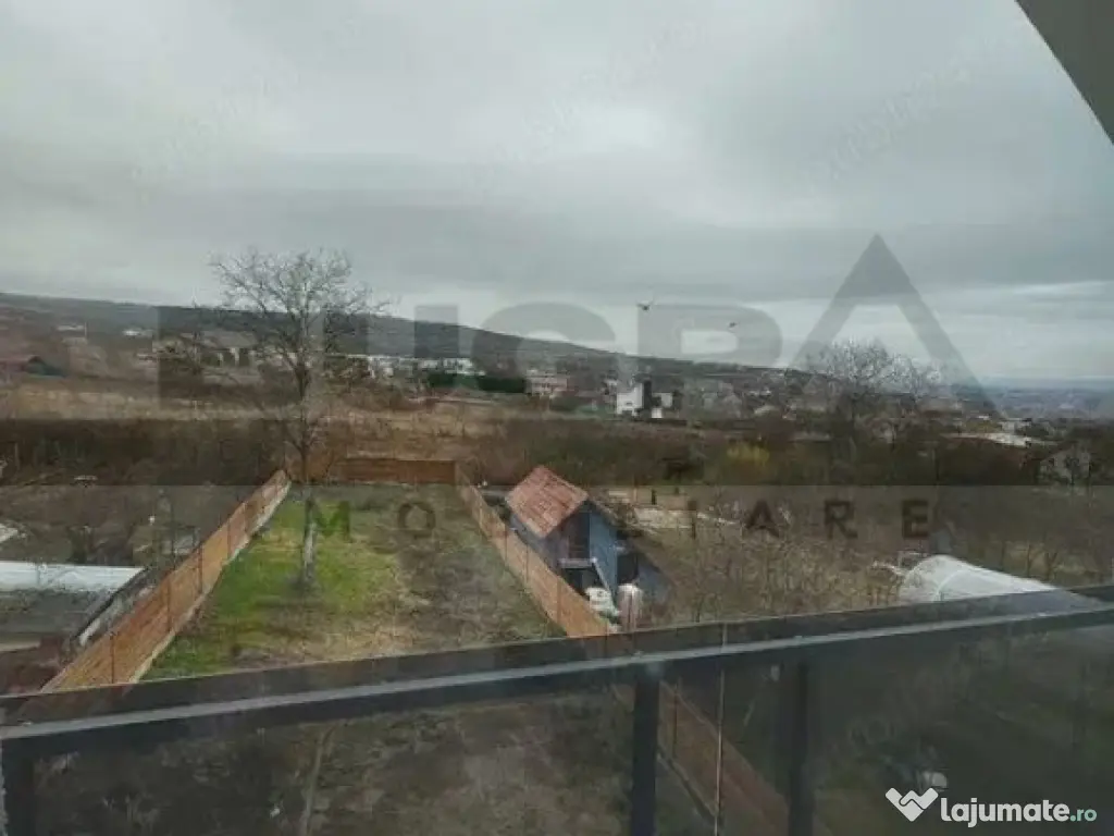 Casa de vanzare, zona linistita, Dambu Rotund 