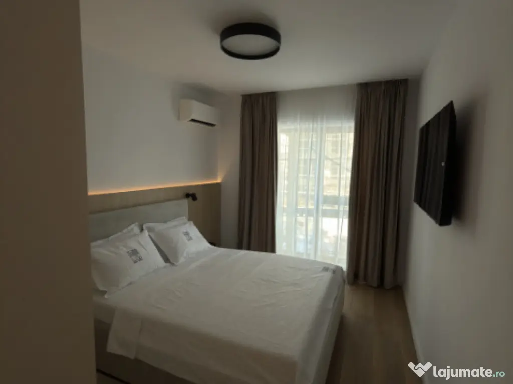 Apartament - 2 camere - Faleza Nord - vedere lac 