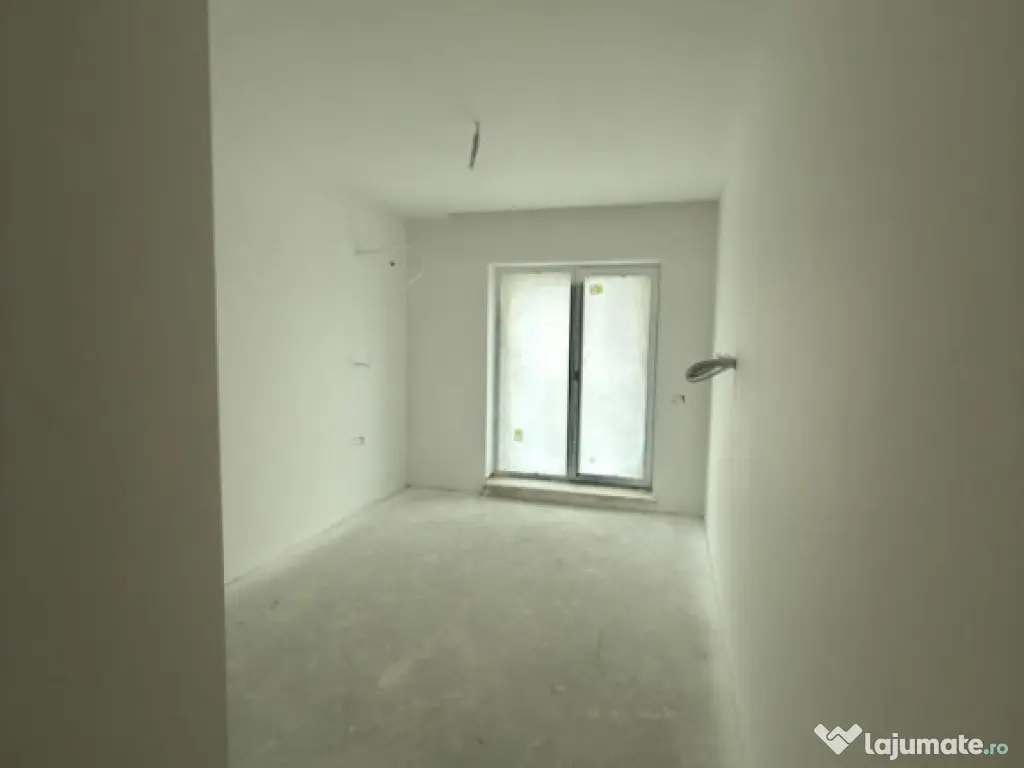 Apartament - 2 camere - Faleza Nord - vedere lac 