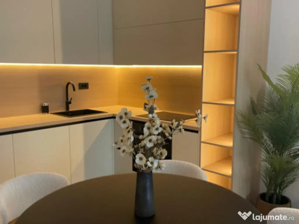 Apartament - 2 camere - Faleza Nord - vedere lac 