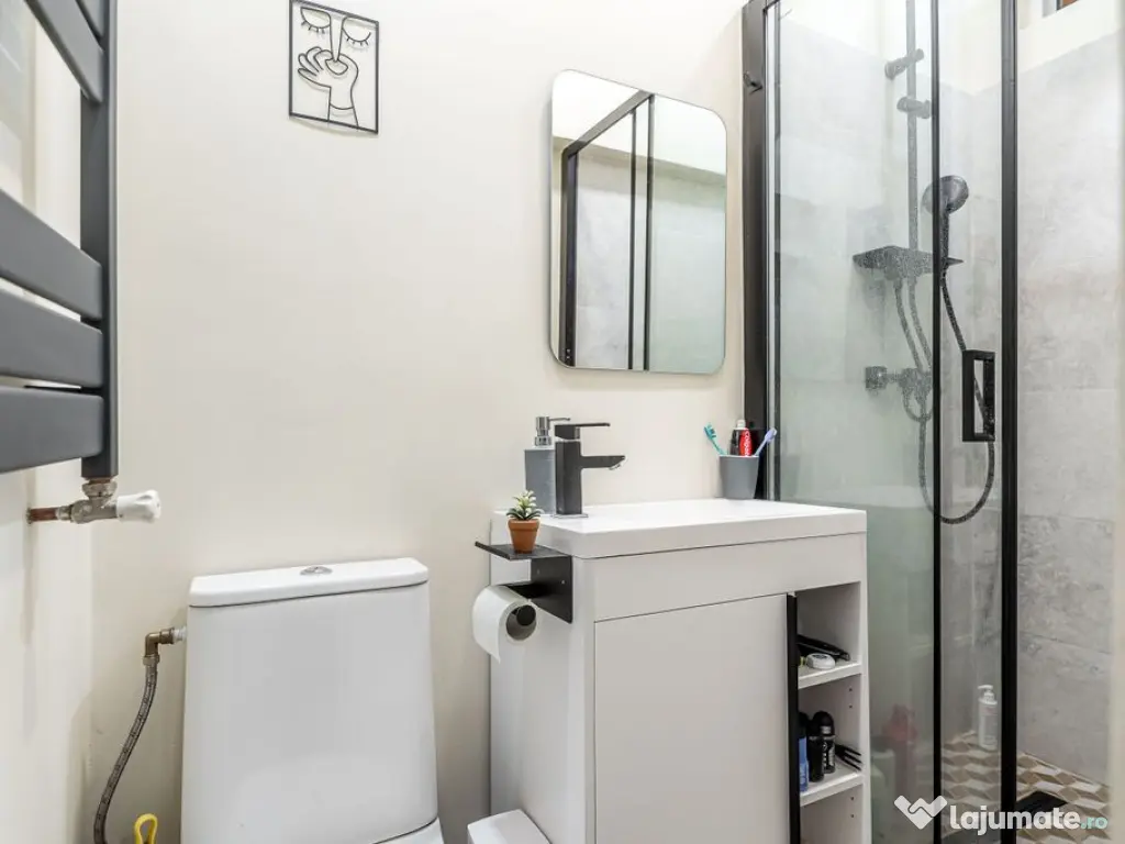 Apartament cu 2 camere în zona Ultracentrală, etaj 1, r... 