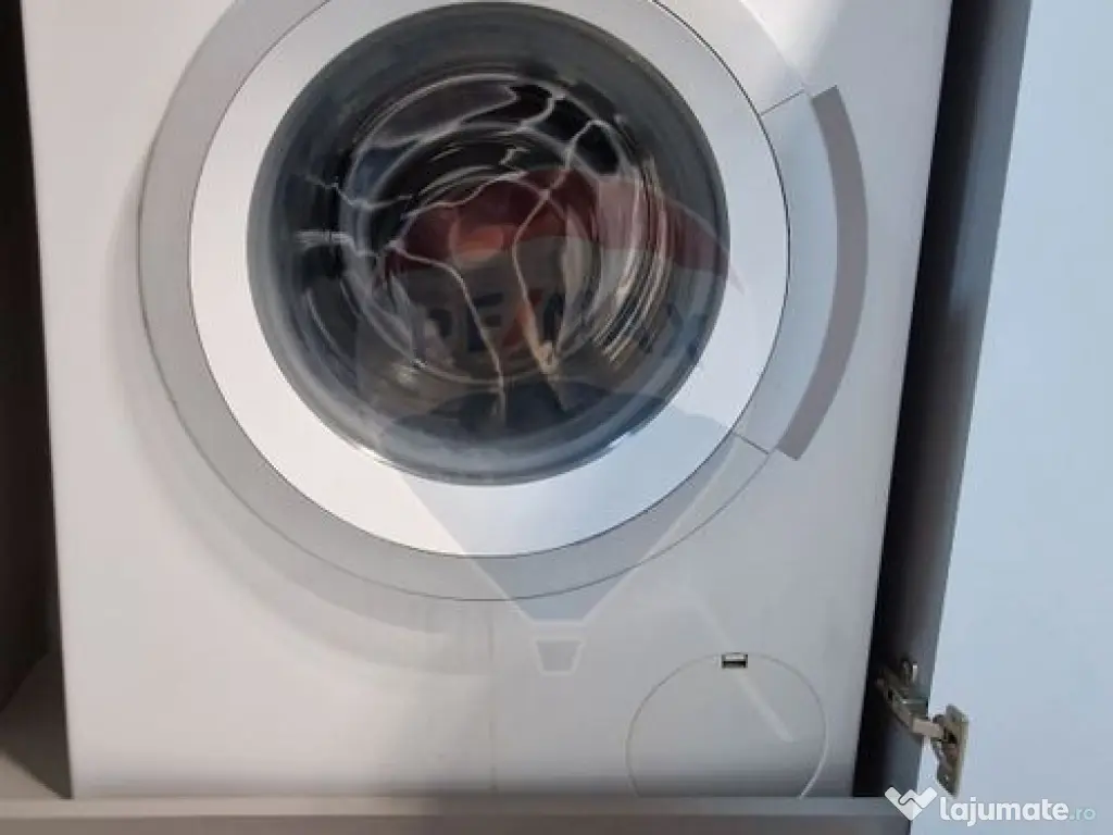 Apartament mobilat și utilat cu 2 camere în suprafață... 