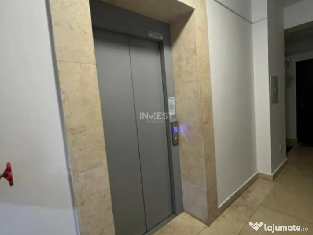 APARTAMENT CU 2 CAMERE , OPEN-SPACE, ETAJ INTERMEDIAR, CAPAT 